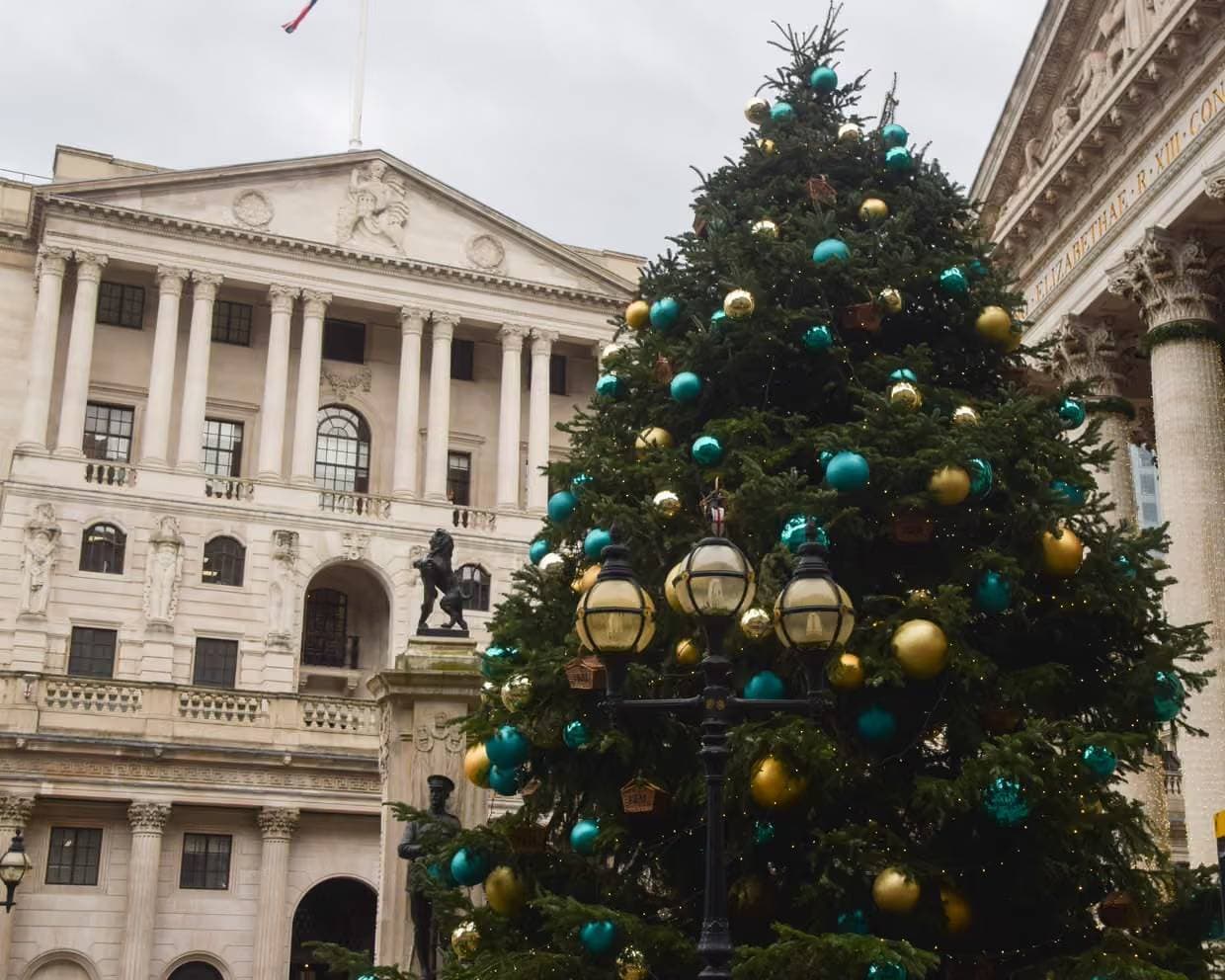 UK economy shrank unexpectedly in October